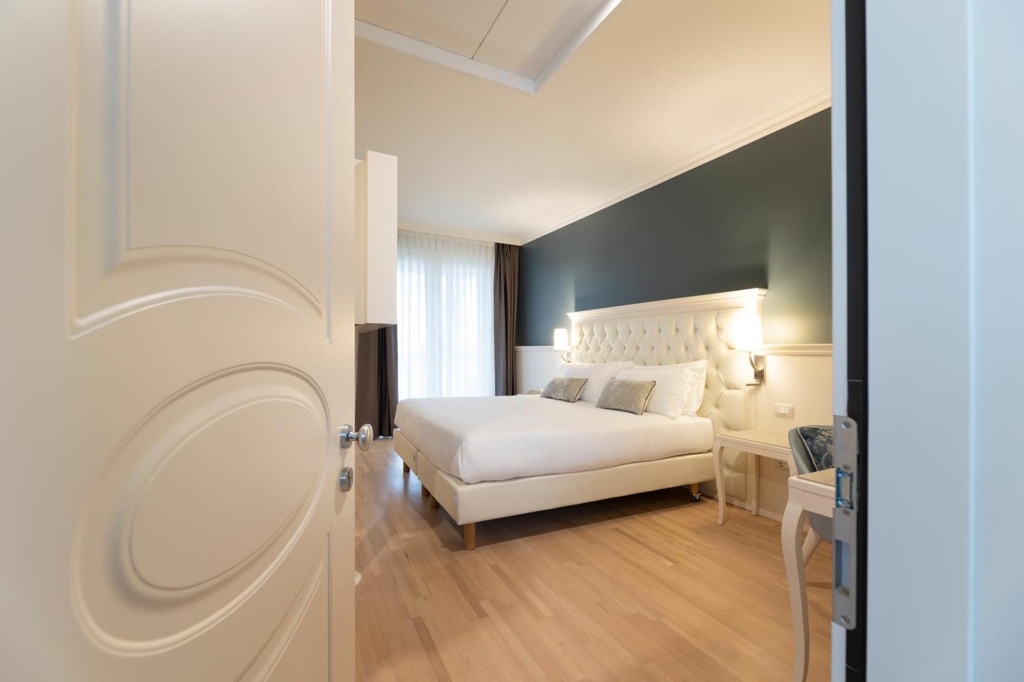 Hotel La Caporala Castel d'Azzano Zewnętrze zdjęcie