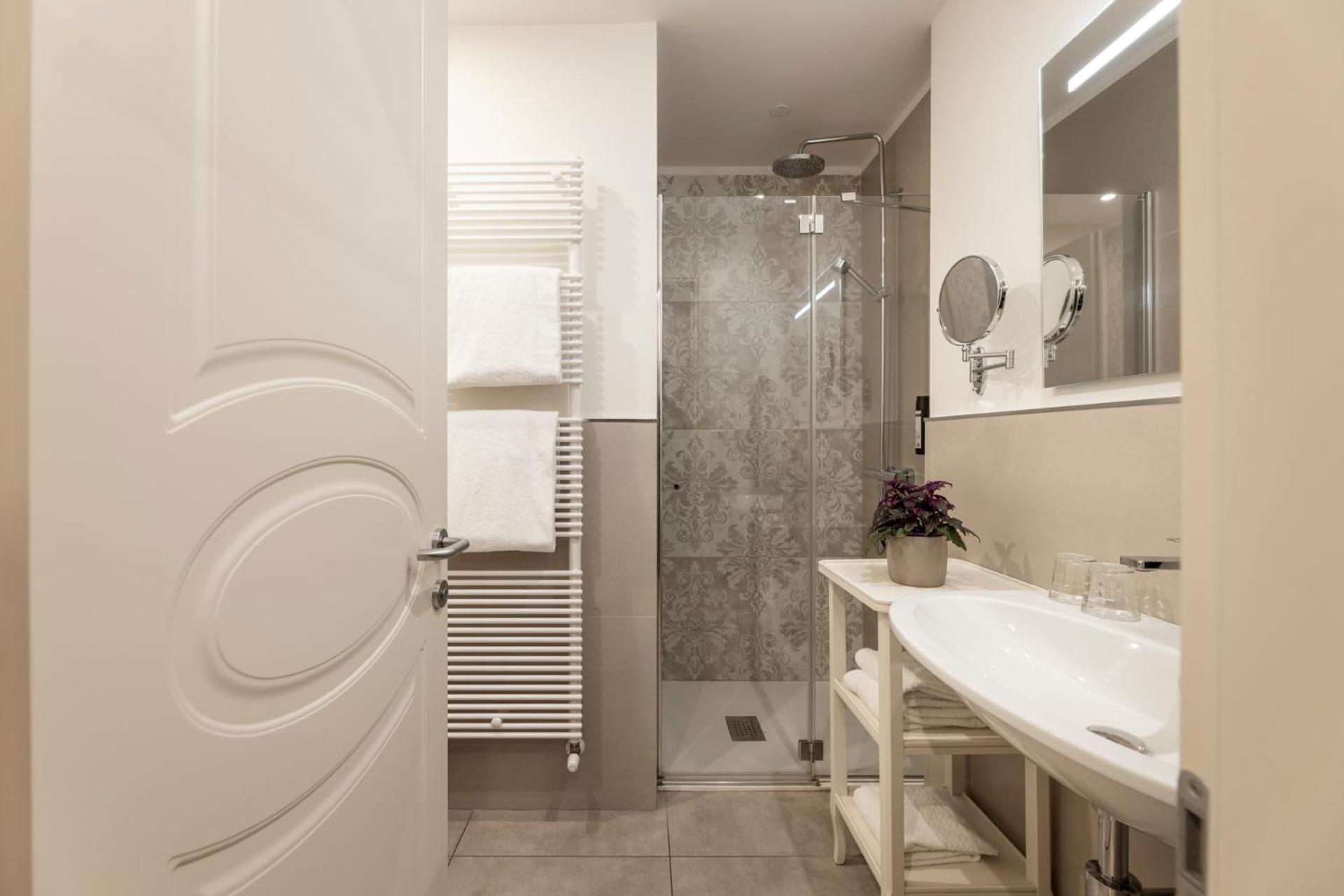 Hotel La Caporala Castel d'Azzano Zewnętrze zdjęcie