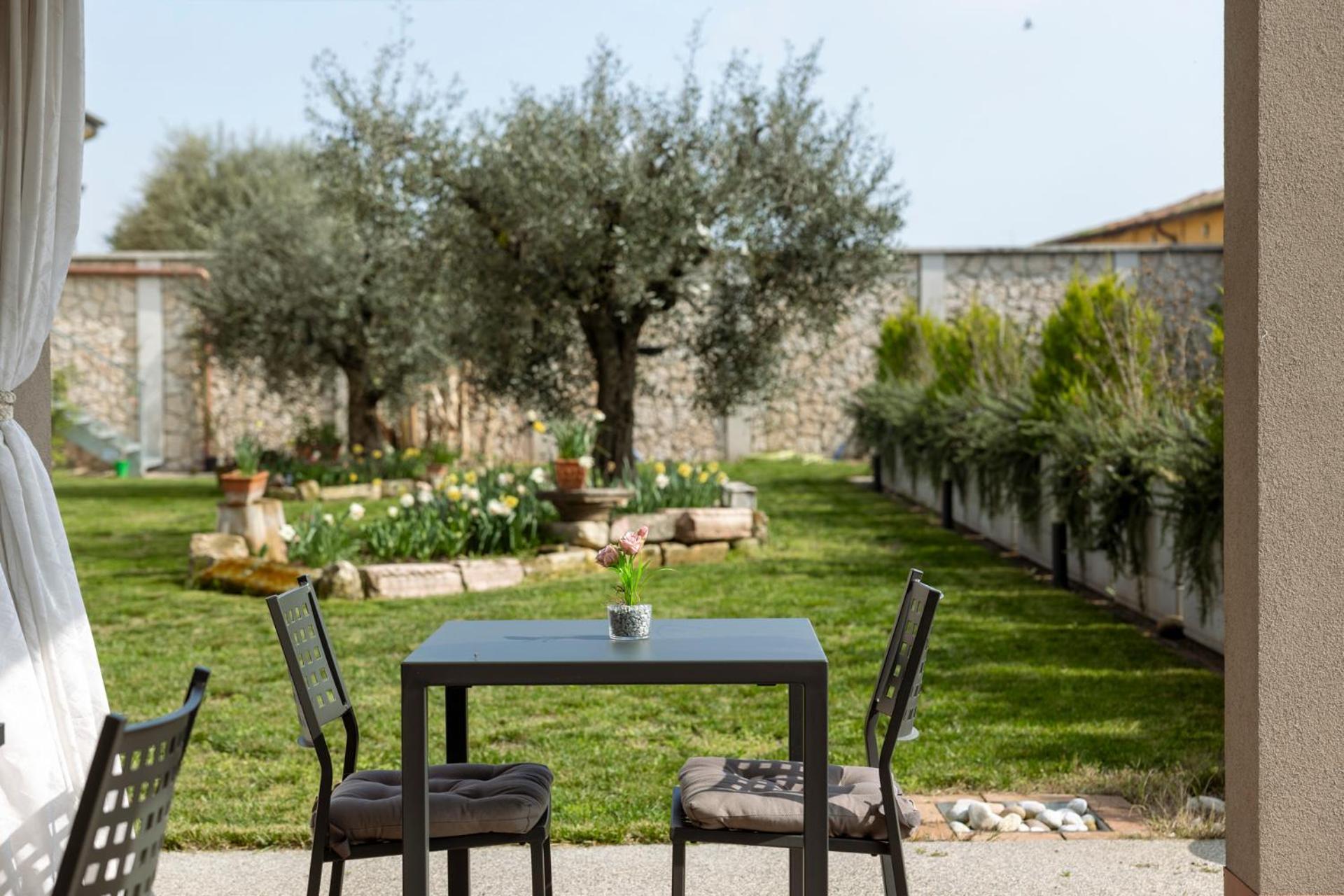 Hotel La Caporala Castel d'Azzano Zewnętrze zdjęcie