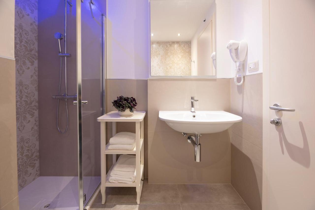 Hotel La Caporala Castel d'Azzano Zewnętrze zdjęcie