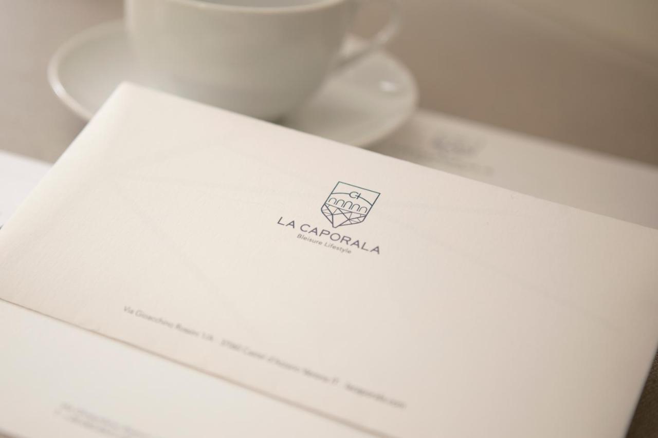 Hotel La Caporala Castel d'Azzano Zewnętrze zdjęcie